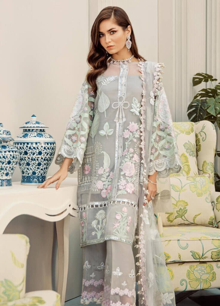 Pakistani Salwar suits